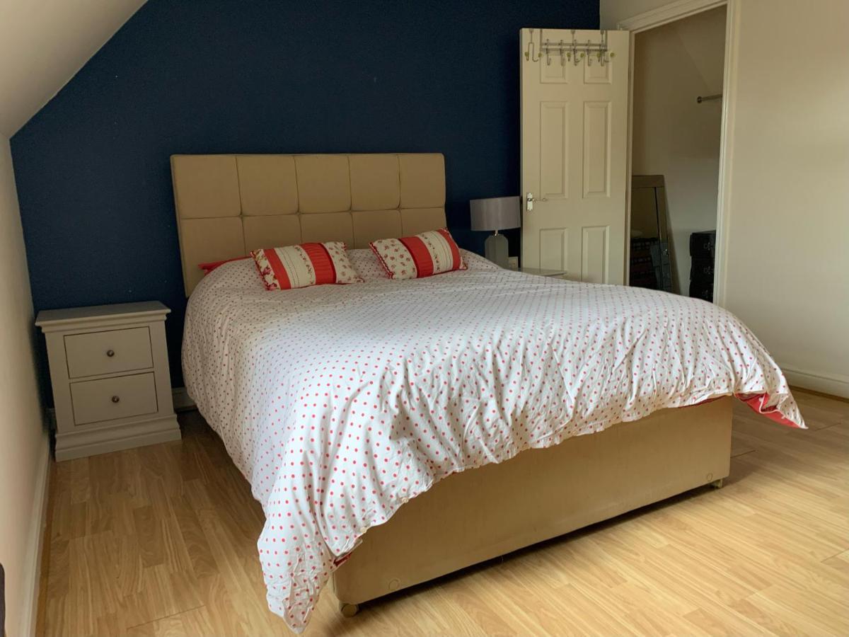 Holiday home Family Fun Haven: Triple-level With Games *